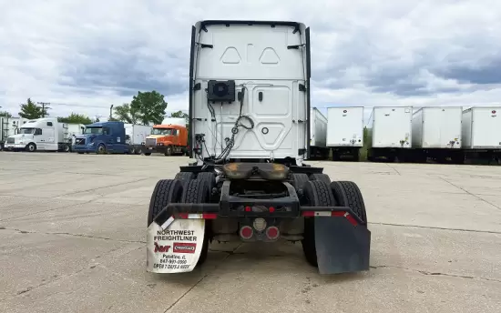 Freightliner Cascadia back side 