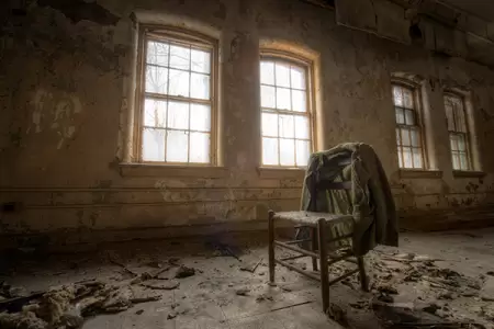 VIDEO: Portland authorities clear out abandoned building known for drug use and crime