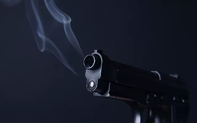 VIDEO: Portland police apprehend man after he threatens rapid response worker with gun