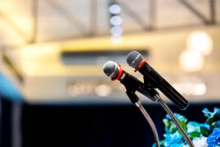 VIDEO: President Biden inspects I-95 reconstruction project during campaign visit to Philadelphia