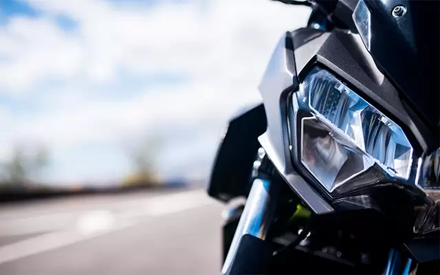 Tragic Accident: Motorcyclist Run Over by Semi Truck in Florida, Suffers Serious Injuries