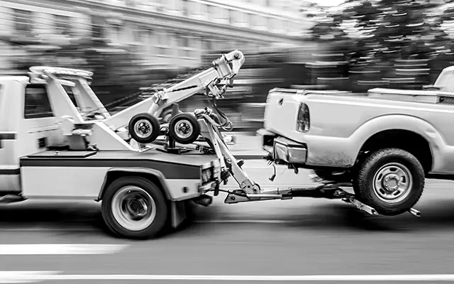 Deadly accident on a California highway: A woman died because of a flying off axle