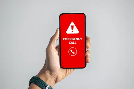 VIDEO: Driver Miraculously Rescued: Apple Device Alerts First Responders to Terrifying Vernonia Crash