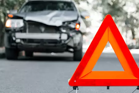 VIDEO: Pedestrian struck by car in northeast Portland, incident under investigation by police