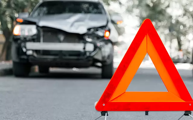 VIDEO: Pedestrian struck by car in northeast Portland, incident under investigation by police