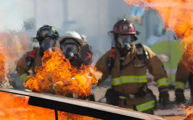 VIDEO: Early Morning Blaze Engulfs Hillsboro Apartment, Leaves Residents Homeless
