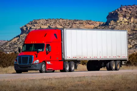 Unbelievable Shortcut Taken by Truck Driver Goes Viral